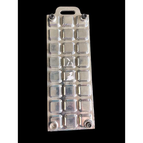 PIO Italian Ravioli Mold for 24 Individual Pieces Aluminum - Picture 2 of 4